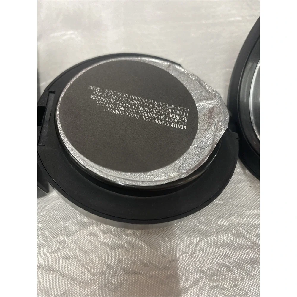 Mac Studio Tech Foundation 0.35‎ oz 100% AUTHENTIC, NC 44 Read Description